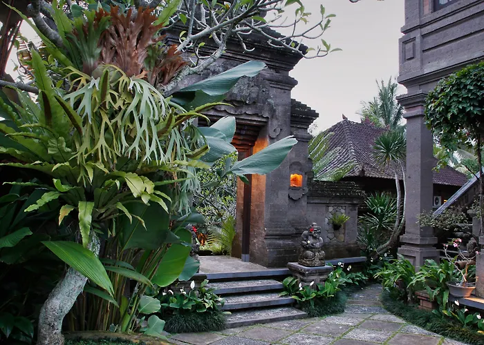 Hotel Nick's Hidden 3*